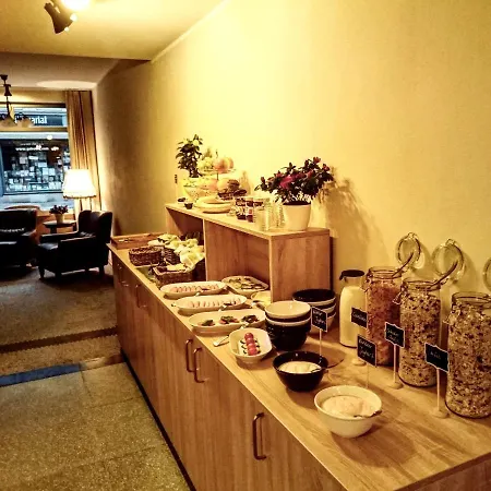Garni Tilia 酒店 奎德林堡