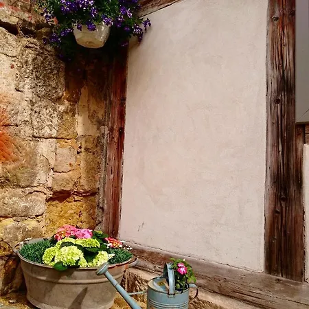 Ξενοδοχείο Garni Tilia 3*