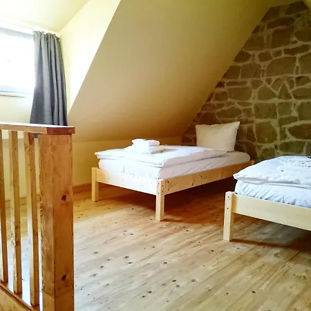 Ξενοδοχείο Garni Tilia 3*